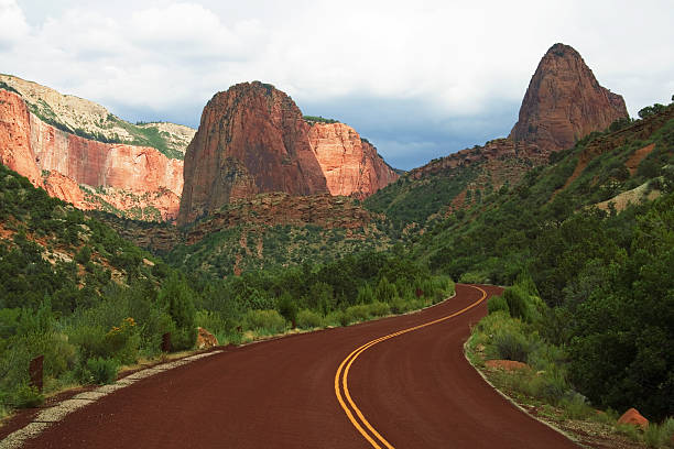 istock Road to the mountains 172280316