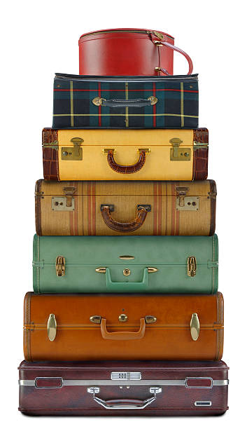 お荷物のタワー - luggage packing suitcase old ストックフォトと画像