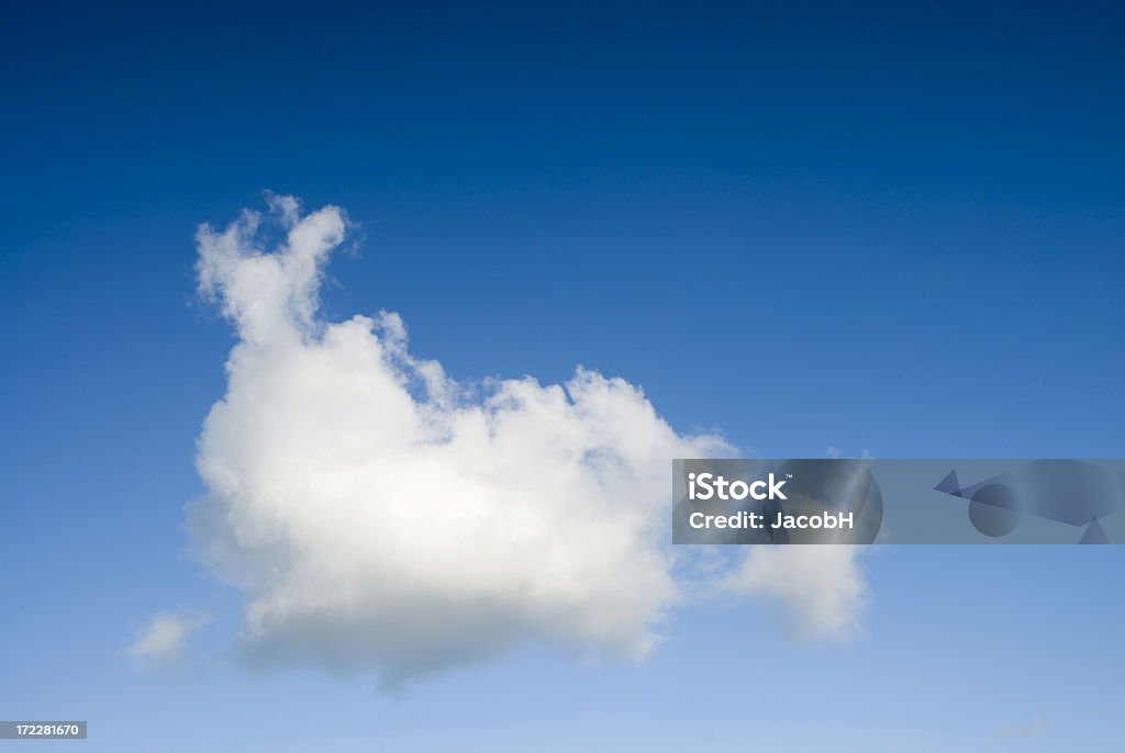 Blu cielo e bianco nuvola - Foto stock royalty-free di A mezz'aria