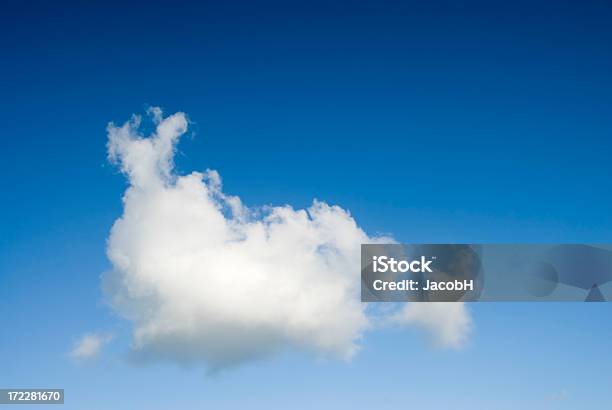 Blu Cielo E Bianco Nuvola - Fotografie stock e altre immagini di A mezz'aria - A mezz'aria, Ambiente, Bianco