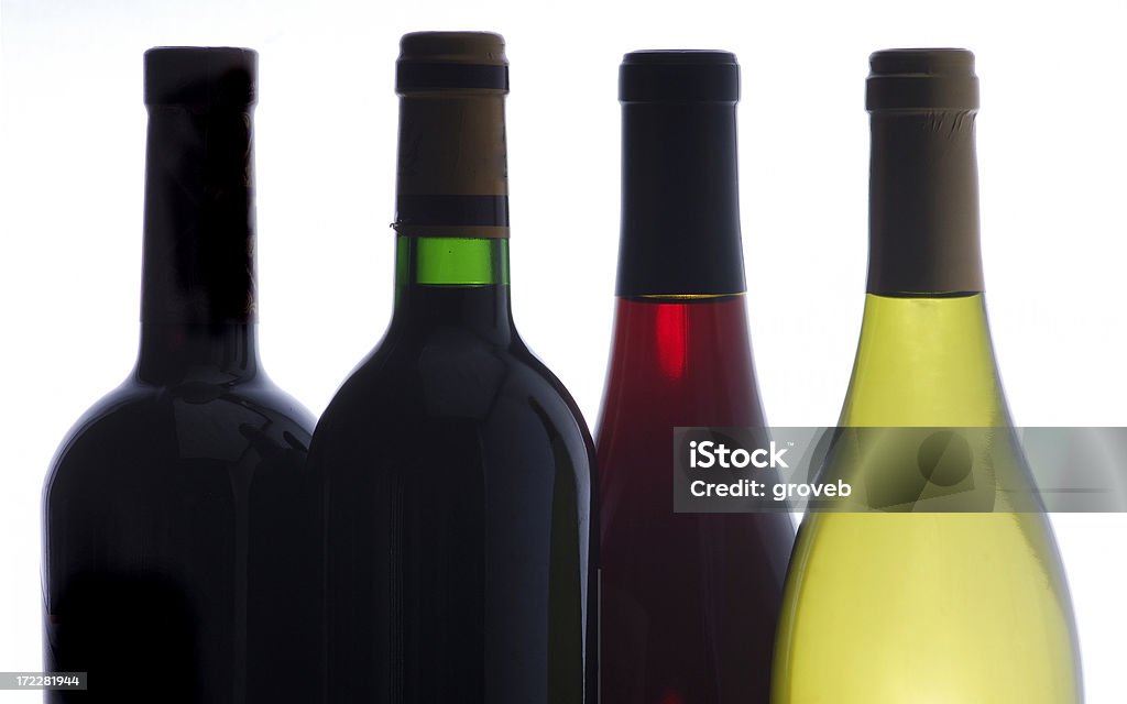 Gruppo di bottiglie di vino - Foto stock royalty-free di Alchol