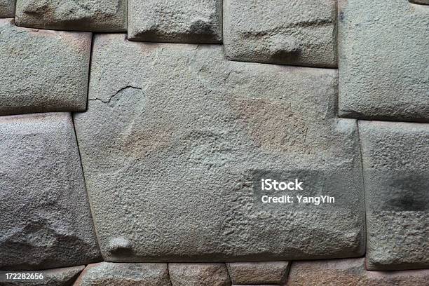 Dwanaście Rogi Ściana Kamień Kąty Rzeźbione Przez Inca Cusco Peru - zdjęcia stockowe i więcej obrazów Kamień - Skała