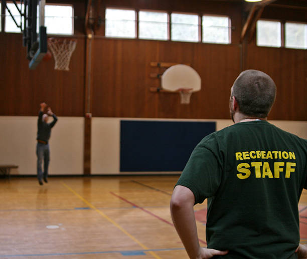 de basquete - community center basketball sport occupation - fotografias e filmes do acervo