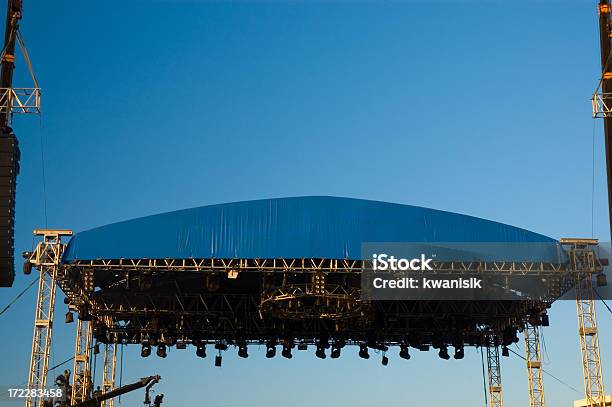 Etap I Niebo - zdjęcia stockowe i więcej obrazów Festiwal muzyczny - Festiwal muzyczny, Dzień, Muzyka