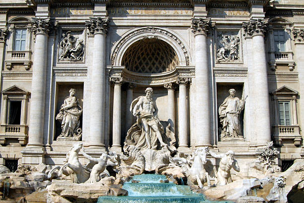 istock The Trevi fountain 172283578