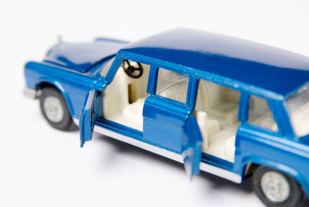 istock Oldtimer Limousine Car With Open Doors 172283813