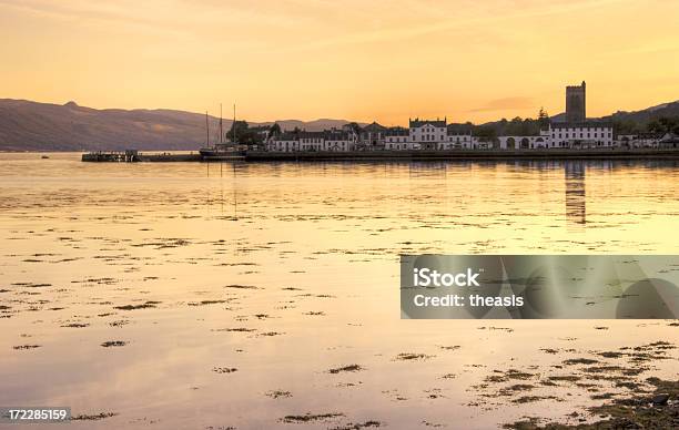 Inverary Gold Stockfoto und mehr Bilder von See Loch Fyne - See Loch Fyne, Abenddämmerung, Anlegestelle