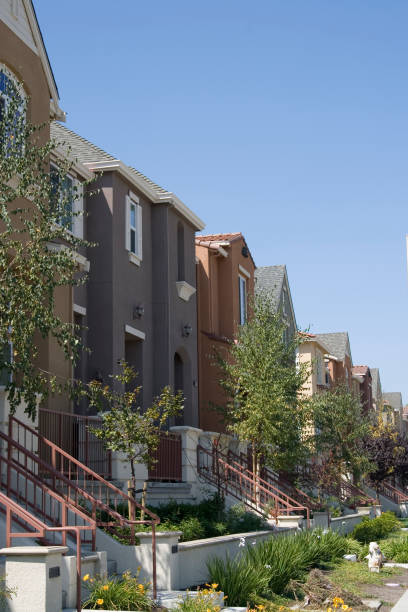istock Suburban Townhomes 172285771