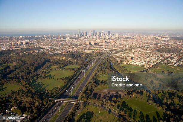メルボルンの街並みと東洋 Freeway - オーストラリア メルボルンのストックフォトや画像を多数ご用意 - オーストラリア メルボルン, 郊外, 都市の全景