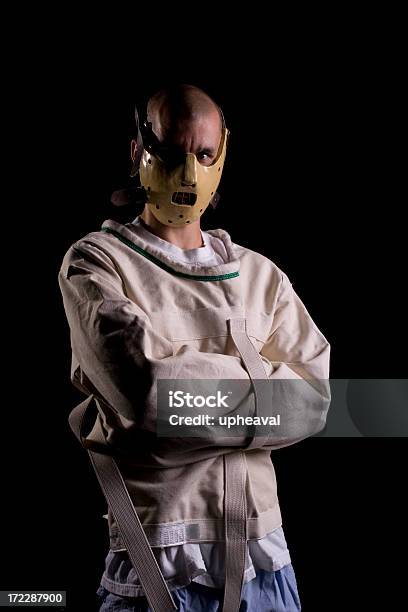 Chaqueta Correas Estrecho Foto de stock y más banco de imágenes de Camisa de fuerza - Camisa de fuerza, Hombres, Adulto