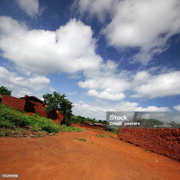 African Village Stockfoto und mehr Bilder von Afrika - Afrika, Afrikanische Kultur, Außenaufnahme von Gebäuden