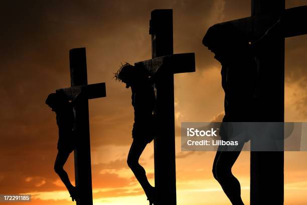 Crucifixion - Fotografias de stock e mais imagens de Ao Ar Livre - Ao Ar Livre, Conceito, Cristianismo