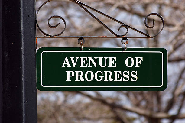 progresso deste forma - avenue sign - fotografias e filmes do acervo