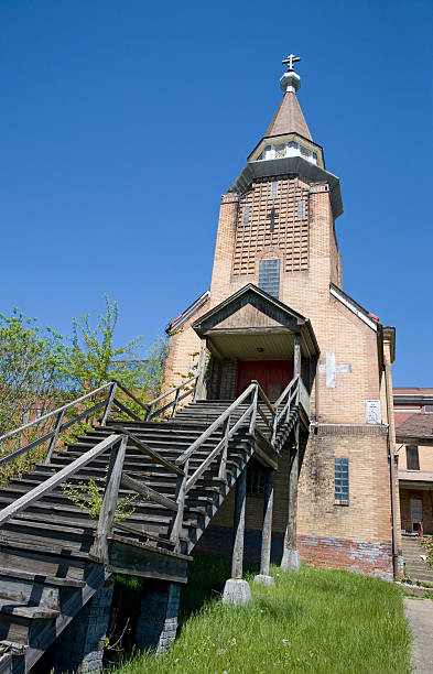 istock Abandoned Orthodox Church 172291834