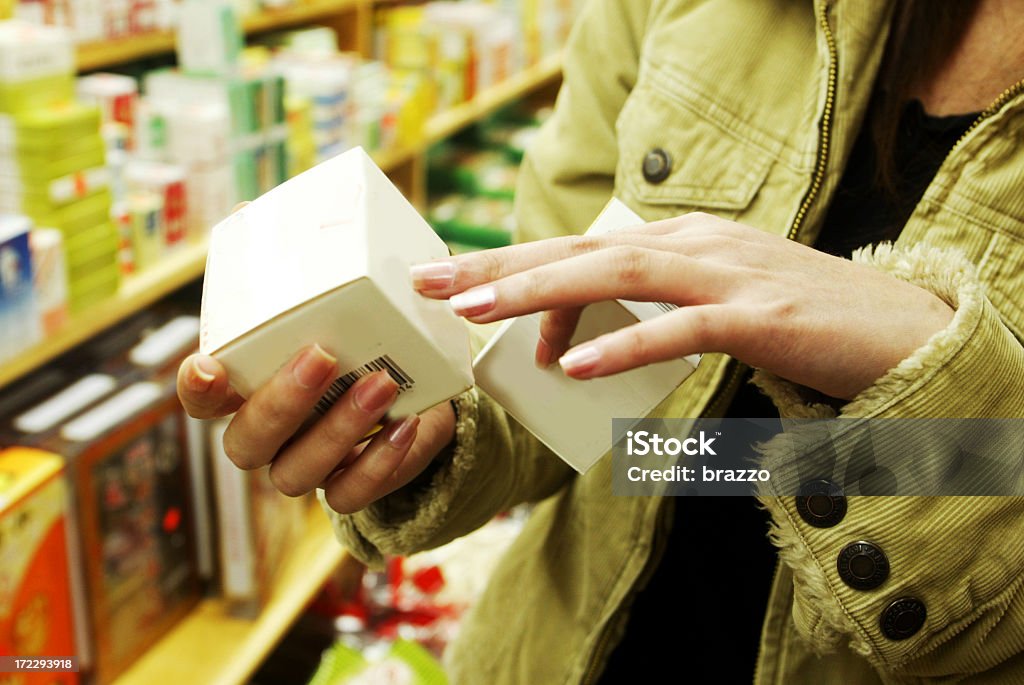 Productos cosméticos - Foto de stock de Ladrón de tiendas libre de derechos