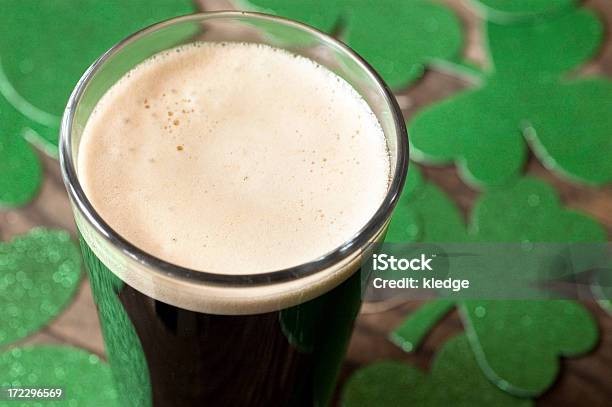 St Patty Dzień Stout - zdjęcia stockowe i więcej obrazów Dzień Św. Patryka - Dzień Św. Patryka, Piwo, Alkohol - napój