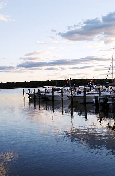 istock Maryland Marina At Dusk 172296812