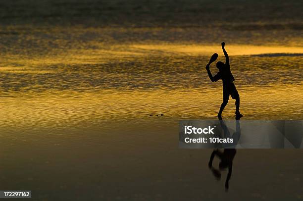 Tennis Sobre A Água - Fotografias de stock e mais imagens de Praia - Praia, Ténis - Desporto com Raqueta, Amanhecer