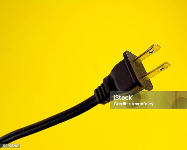 Elektrische Kabel Stockfoto und mehr Bilder von Netzteil - Elektronisches Bauteil - Netzteil - Elektronisches Bauteil, Elektrizität, Energieindustrie