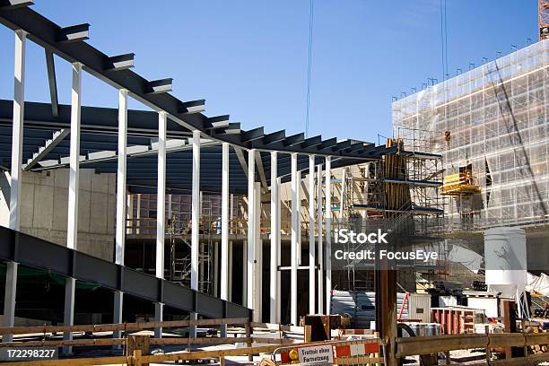 Edificio Del Sitio Foto de stock y más banco de imágenes de Abstracto - Abstracto, Andamio - Herramientas de construcción, Arquitectura