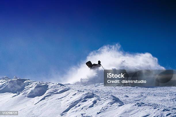 スキーします - アルペンスキーのストックフォトや画像を多数ご用意 - アルペンスキー, イタリア, ウィンタースポーツ