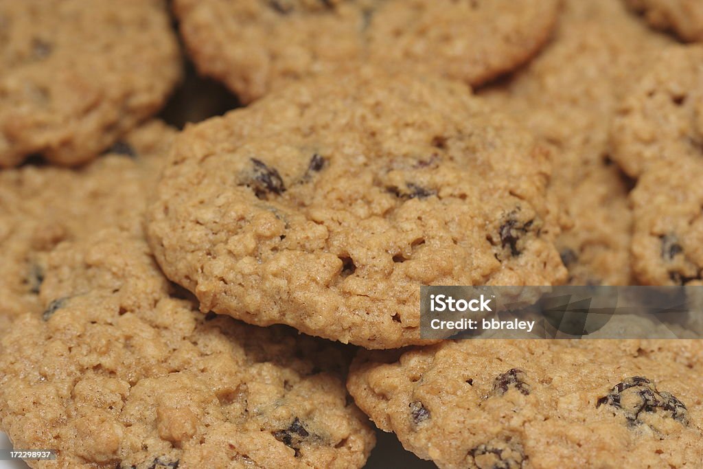 Biscuits à l'avoine et aux raisins secs - Photo de Aliment libre de droits