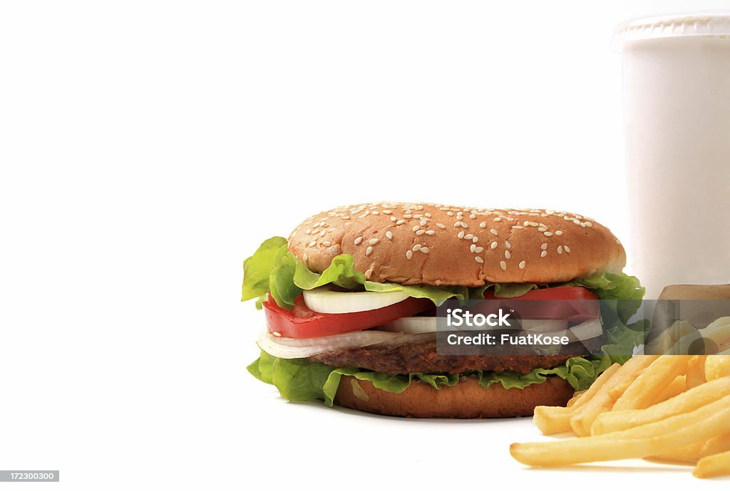 Hamburguesa y papas fritas, refrescos de cola - Foto de stock de Alimento libre de derechos