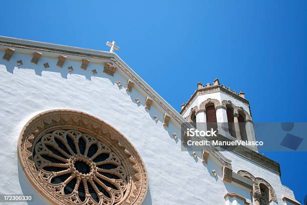 Igreja - Fotografias de stock e mais imagens de Exterior de edifício - Exterior de edifício, Santa Barbara, Ao Ar Livre