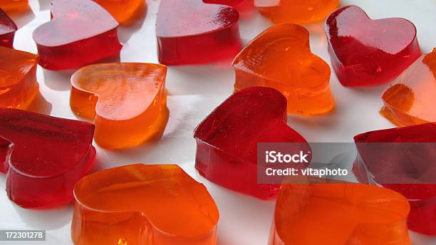 Jello A Forma Di Cuore - Fotografie stock e altre immagini di Dessert di gelatina - Dessert di gelatina, Simbolo di cuore, Arancione