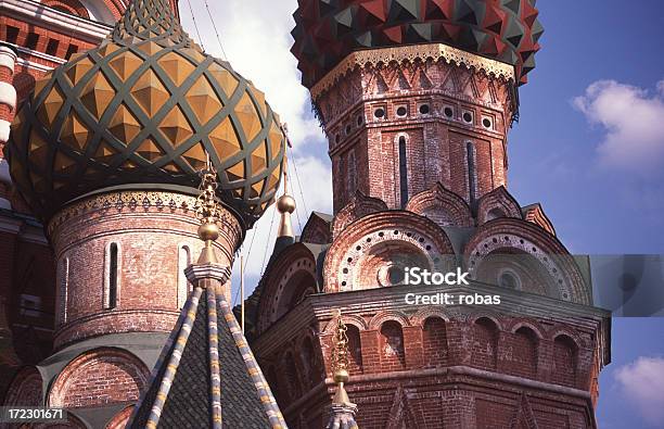 Foto de Closeup Da Catedral De São Basílio e mais fotos de stock de Catedral - Catedral, Cultura Russa, Céu - Fenômeno natural