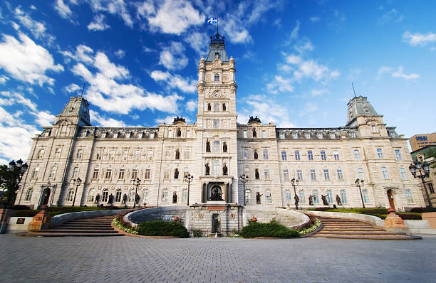 Magnificient Quebec Parliament  buzbuzzer quebec city stock pictures, royalty-free photos & images