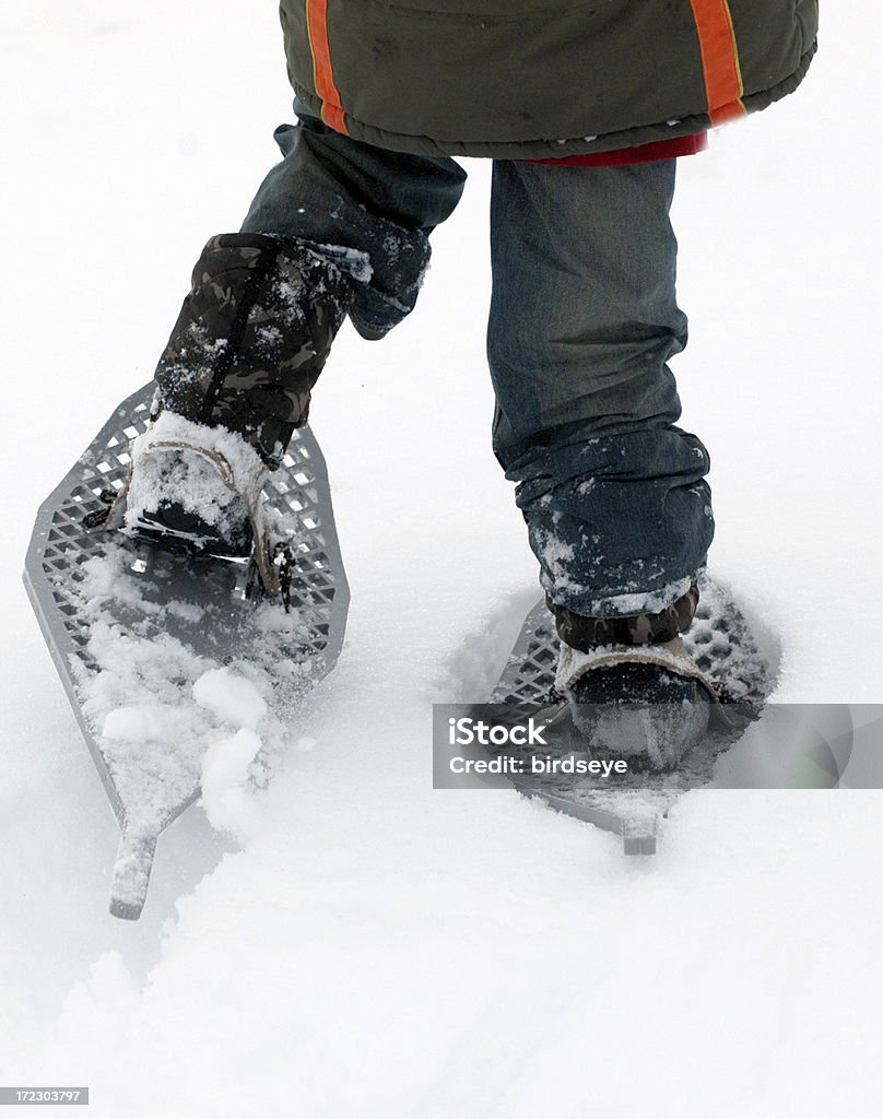 Criança botas de neve - Foto de stock de Adolescente royalty-free