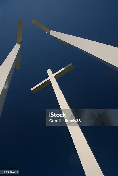 Las Tres Cruces Foto de stock y más banco de imágenes de Azul - Azul, Azul oscuro, Blanco - Color