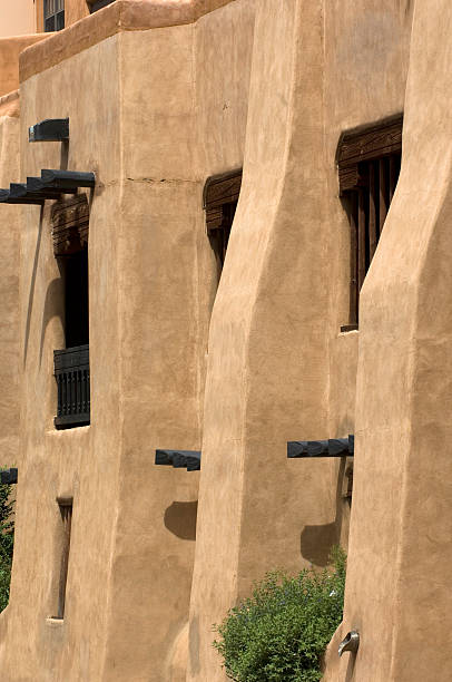 santa fe - santa fe new mexico mexico adobe house fotografías e imágenes de stock