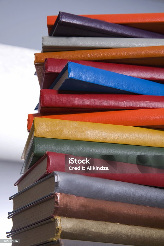 Pilha de livros coloridos - Foto de stock de Colorido royalty-free