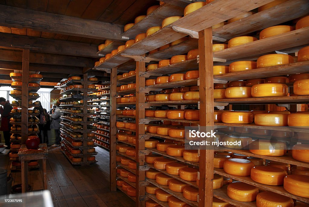 Holandés tienda de queso - Foto de stock de Alimento libre de derechos