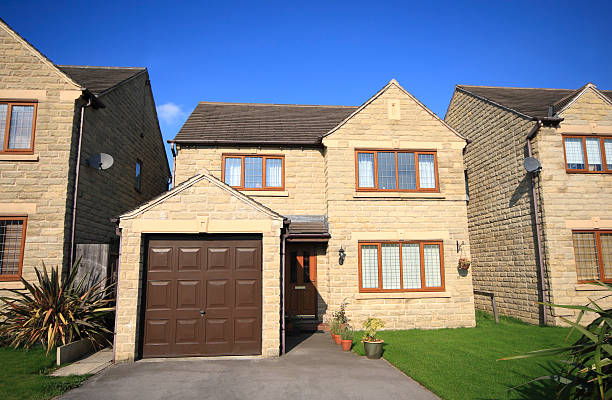 istock Modern suburban houses 172308278