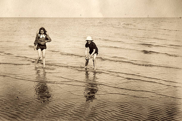 ビクトリア様式の海辺 - 1900s image ストックフォトと画像