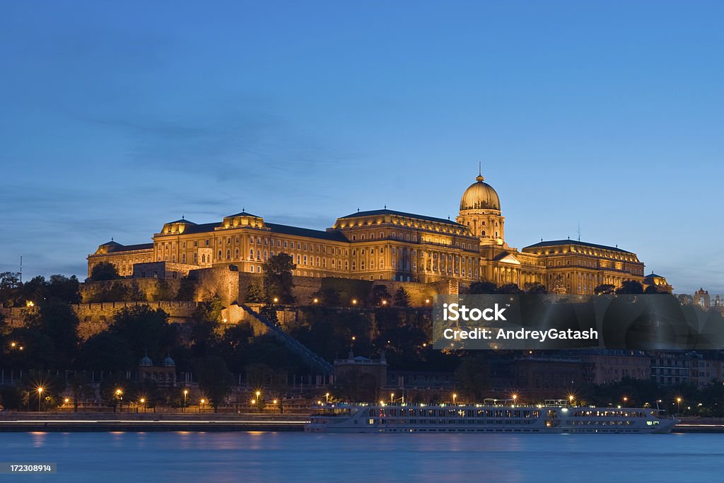 King's palace em Budapeste - Royalty-free Amarelo Foto de stock