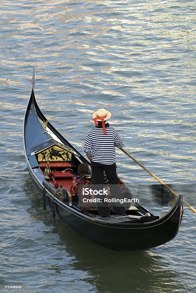 Venetian Gondoleiro - Foto de stock de Gôndola royalty-free