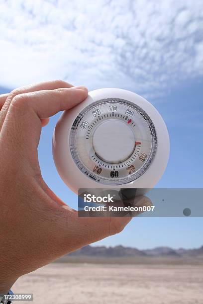 サーモスタット屋外 - 温度計のストックフォトや画像を多数ご用意 - 温度計, 青, カラー画像