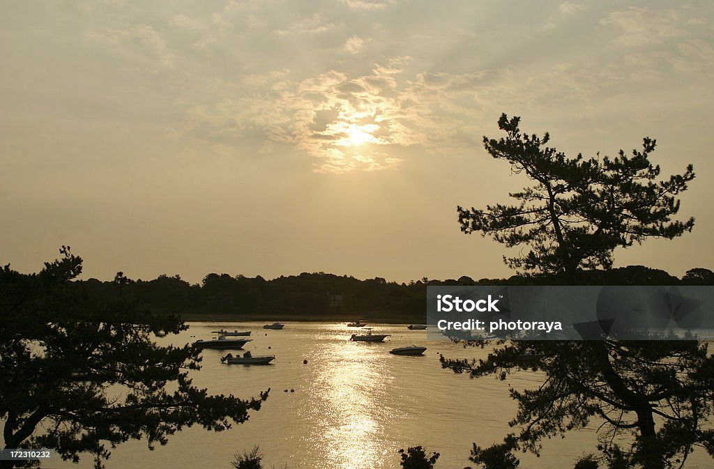 Восход солнца в воде-Мистик, штат Коннектикут Seaport - Стоковые фото Барак роялти-фри