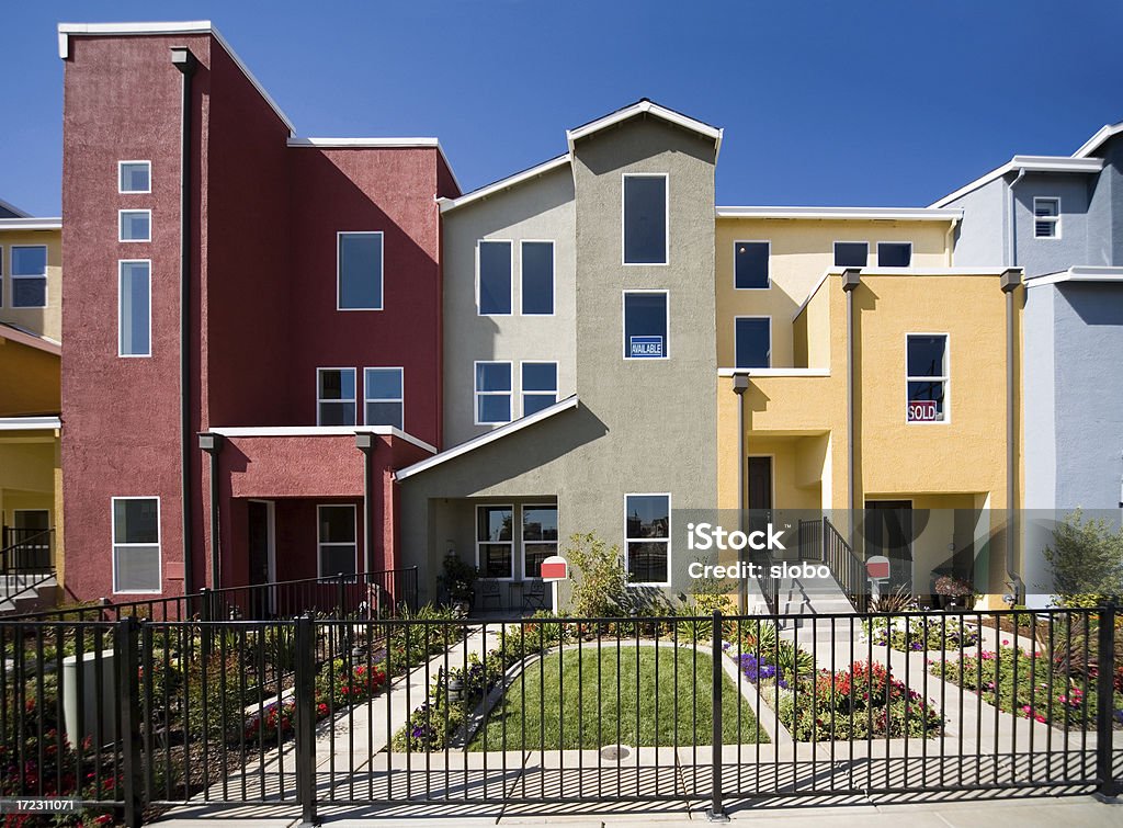 新しい家フロンタル・ゲーティングカリフォルニア州） - カリフォルニア州のロイヤリティフリーストックフォト