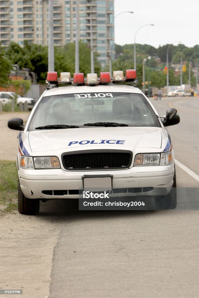 Coche de policía - Foto de stock de Coche de policía libre de derechos