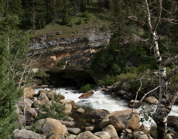 Cueva lavamanos Canyon - foto de stock