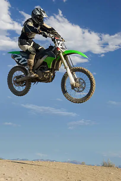 Motocross-rider jumping