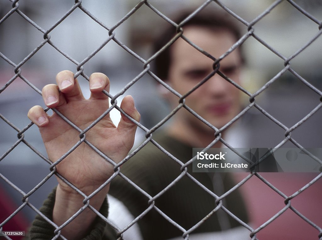 Затуманенное человек - Стоковые фото Забор роялти-фри