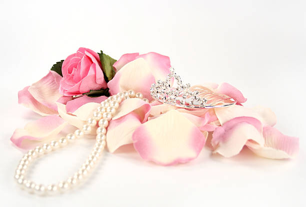 istock tiara, pearls and rose 172313333