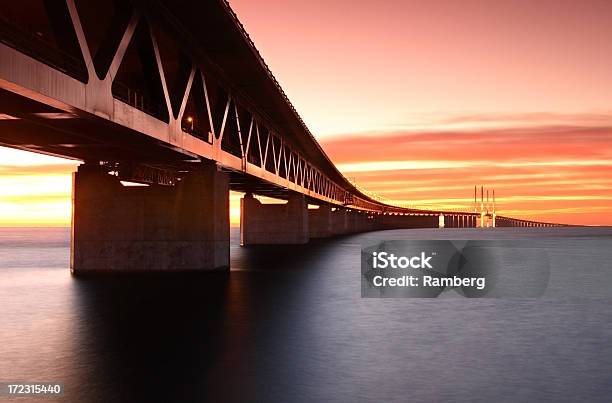 A Ponte De Oresund - Fotografias de stock e mais imagens de Suécia - Suécia, Ponte de Oresund, Ponte