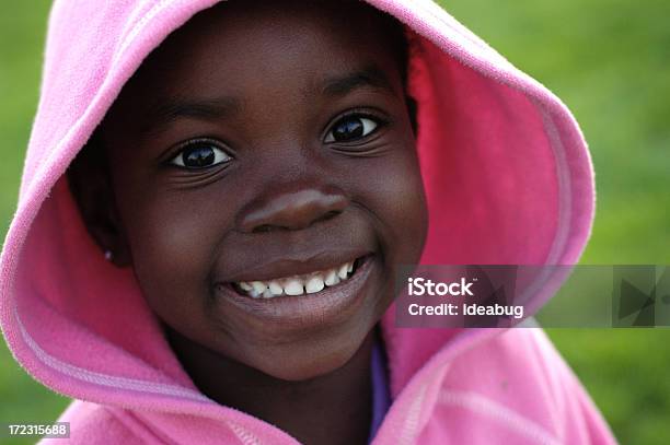 Foto de A Felicidade e mais fotos de stock de 6-7 Anos - 6-7 Anos, Afro-americano, Alegria